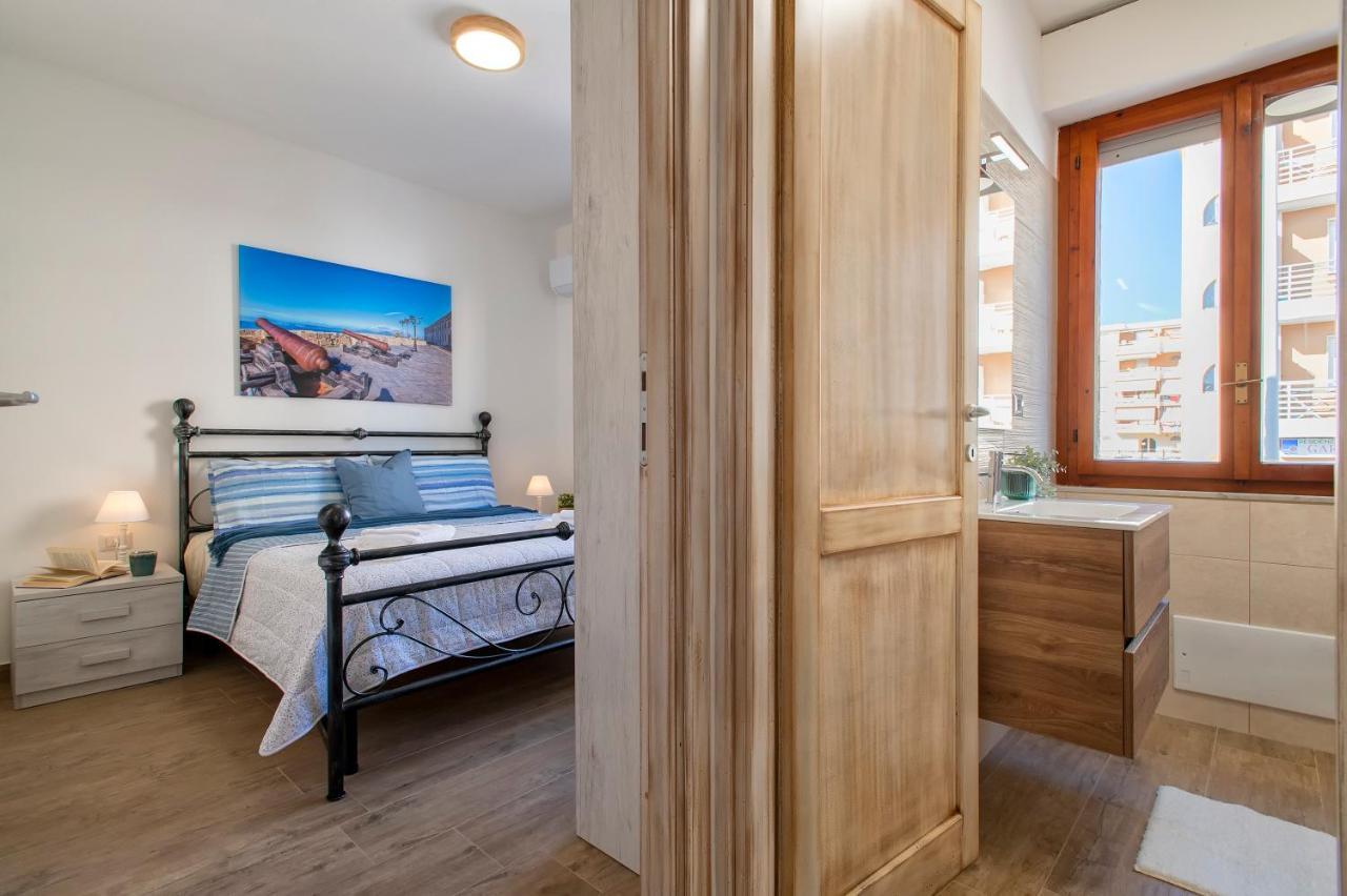 Pufferfish Apartment With Private Terrace Alghero Exterior photo
